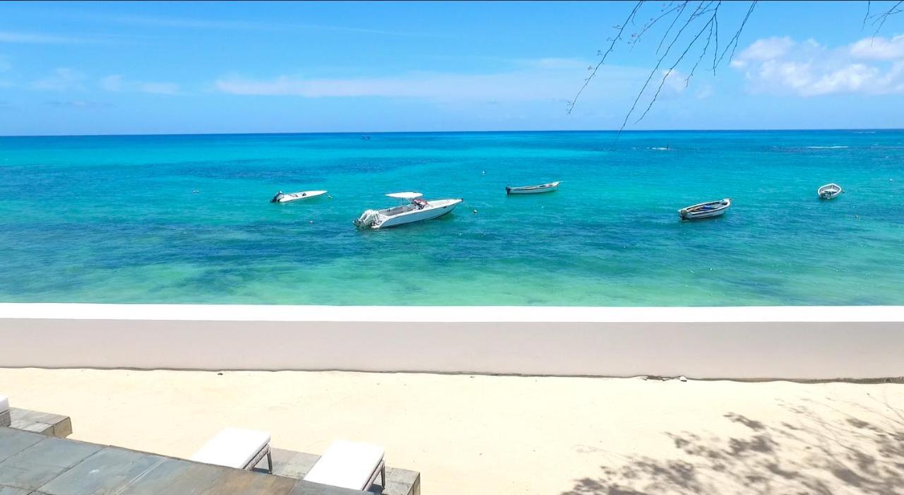 Villa Horizon By Dream Escapes, Beachfront Villa Pointe aux Canonniers Kültér fotó